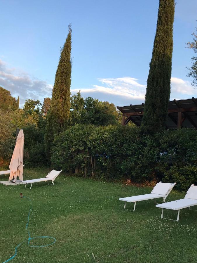 Antichi Casali Hotel Кастел дел Пиано Екстериор снимка